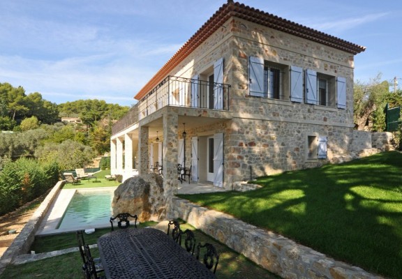 Trouver une location longue durée à Mougins, France