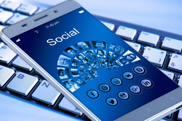 Redes sociales para inmobiliarias - FB & Instagram